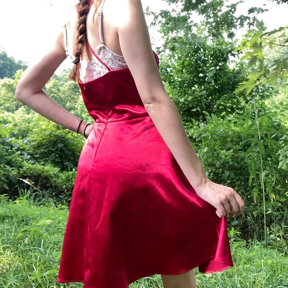 Mini Red Dress w/t Straps ! - Picture 2 of 3